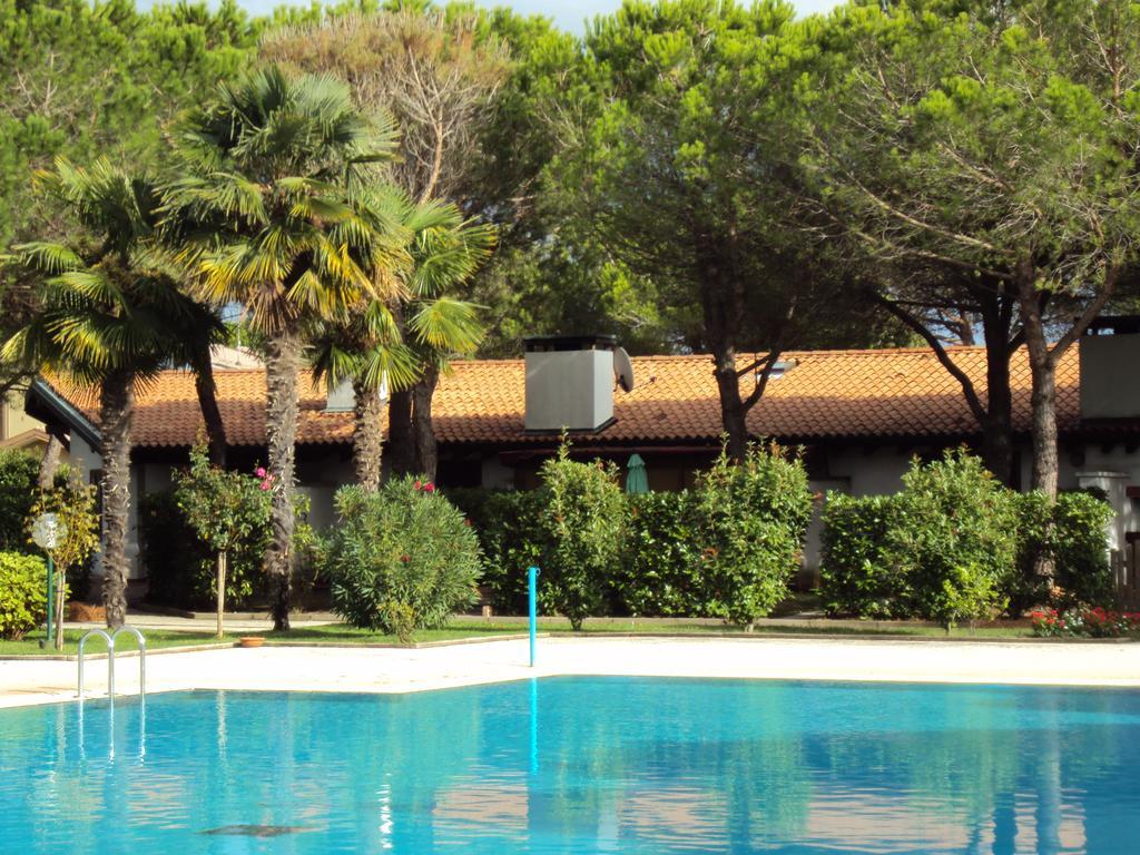 Villetta Corte Grande Villa Aprilia Marittima Exterior photo